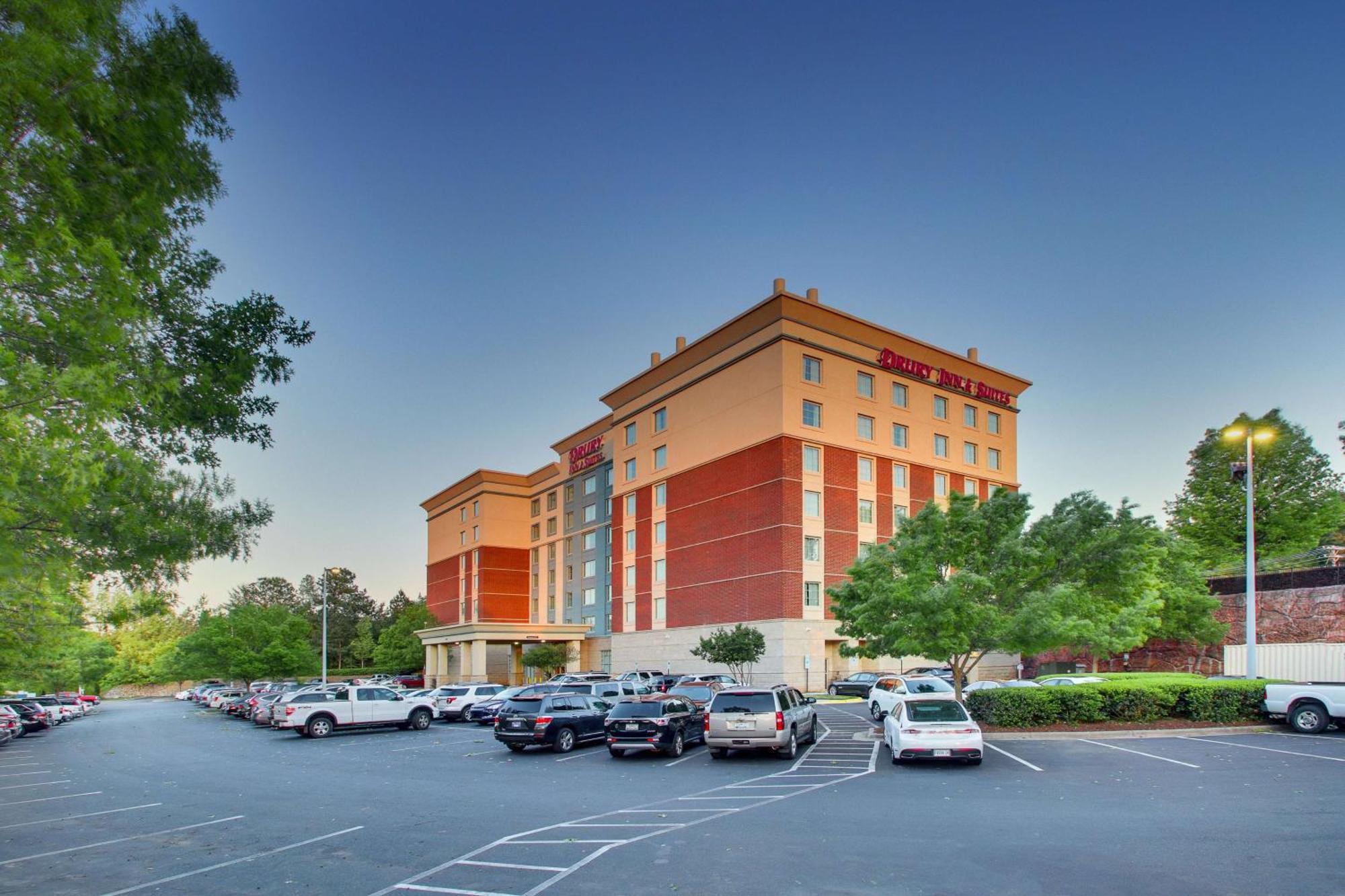 Drury Inn & Suites Charlotte Northlake Экстерьер фото