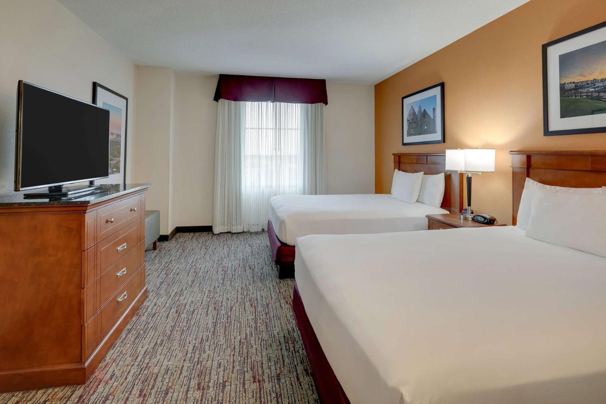 Drury Inn & Suites Charlotte Northlake Экстерьер фото