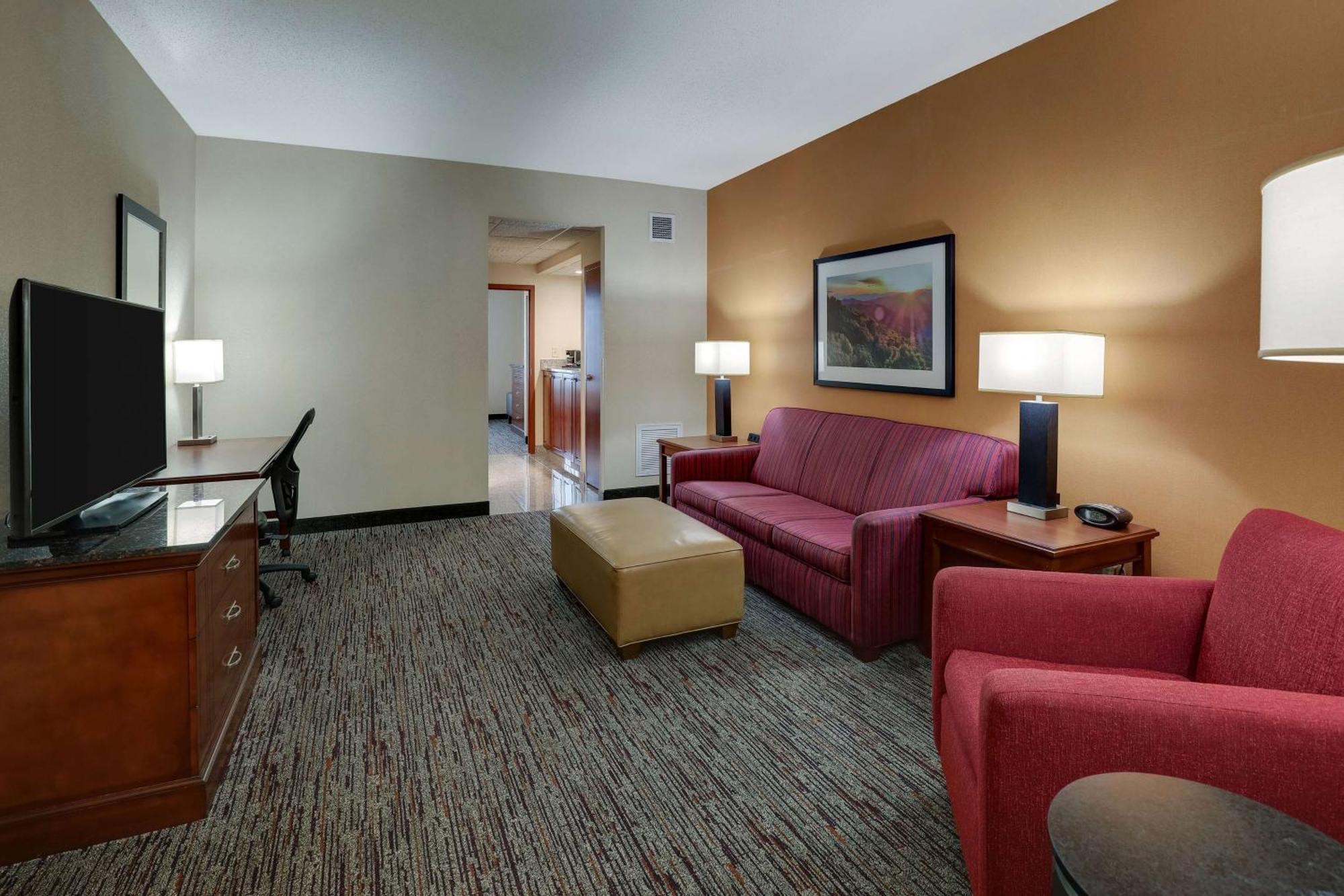 Drury Inn & Suites Charlotte Northlake Экстерьер фото
